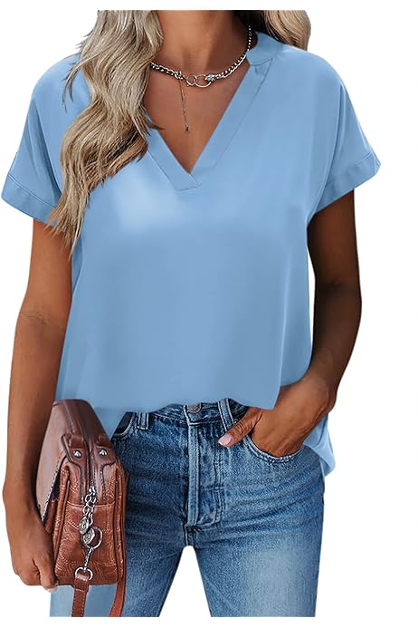Sophie’s | Signature V-Neck Tee