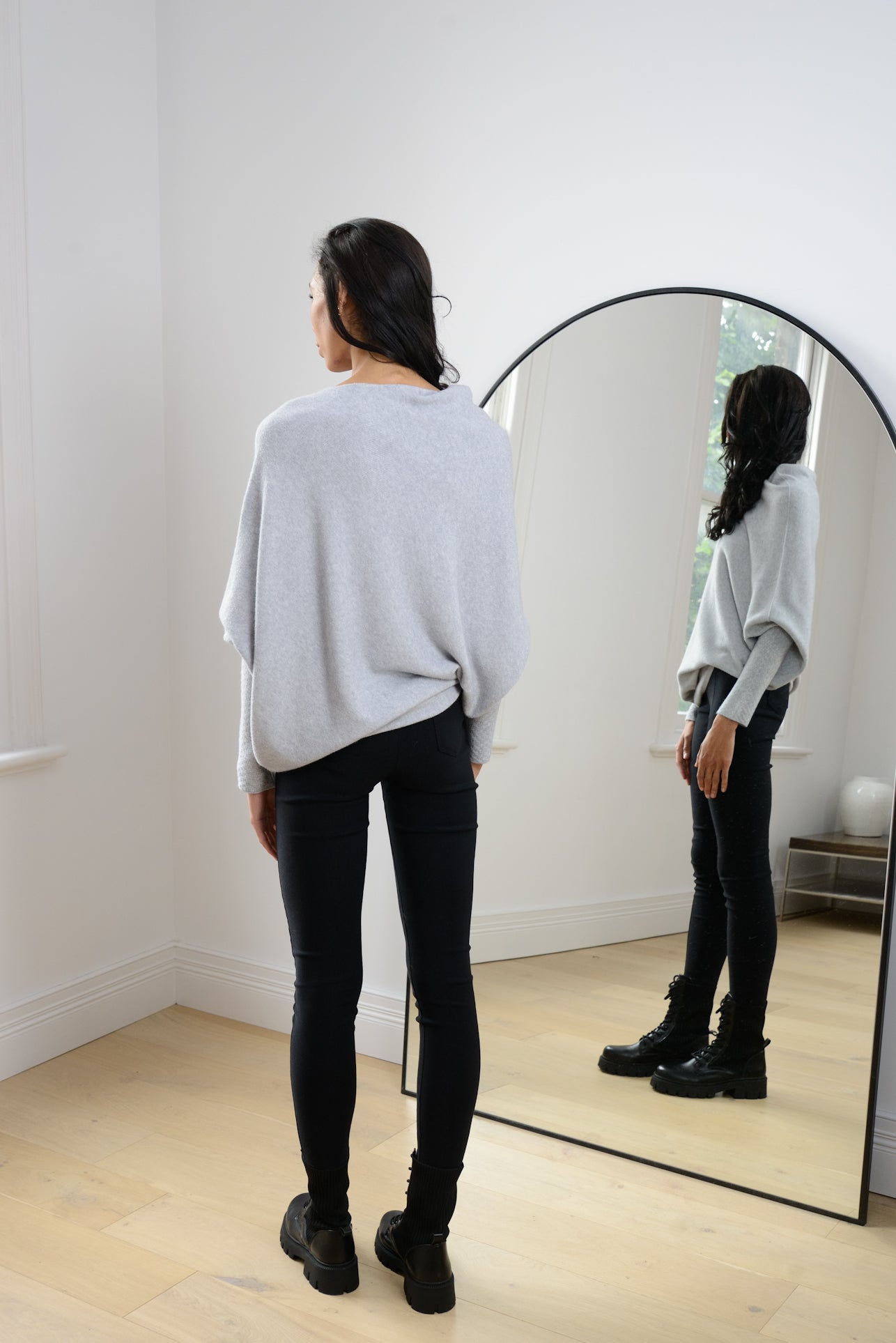 Claire | Asymmetric Comfort Jumper