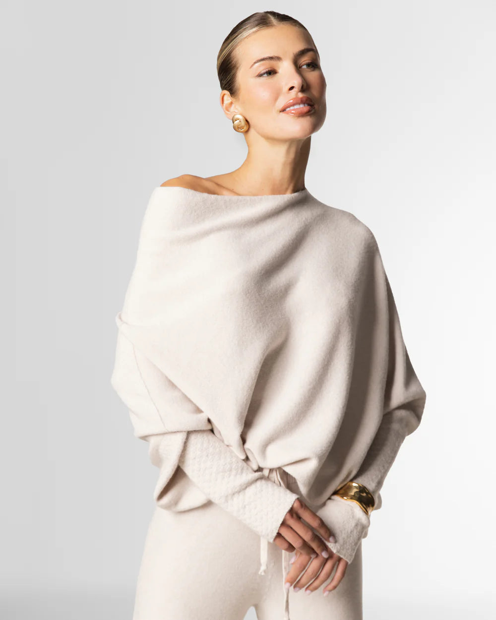 Claire | Asymmetric Comfort Jumper