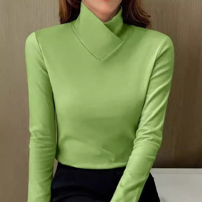 Harper Elise | Elegant Turtleneck