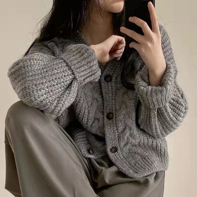 Emma’s Noa | Cozy Cardigan