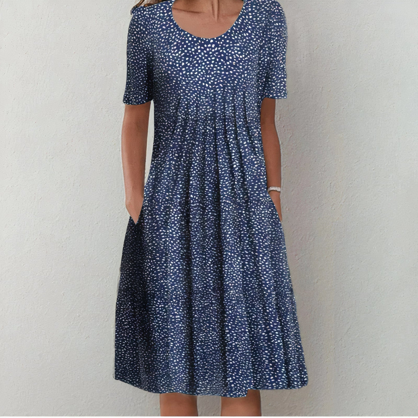 Elise's | Elegant Midi Dress