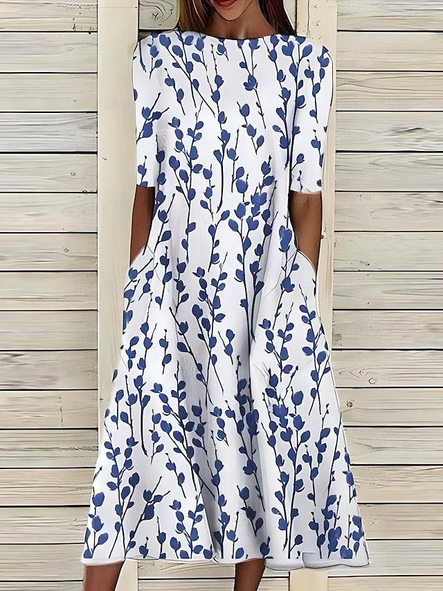 Leah’s | Timeless V-Neck Dress
