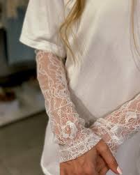 Madison | Lace Soft Tee