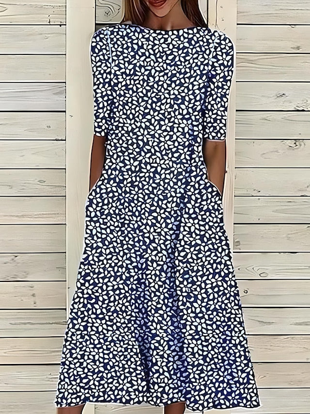 Leah’s | Timeless V-Neck Dress
